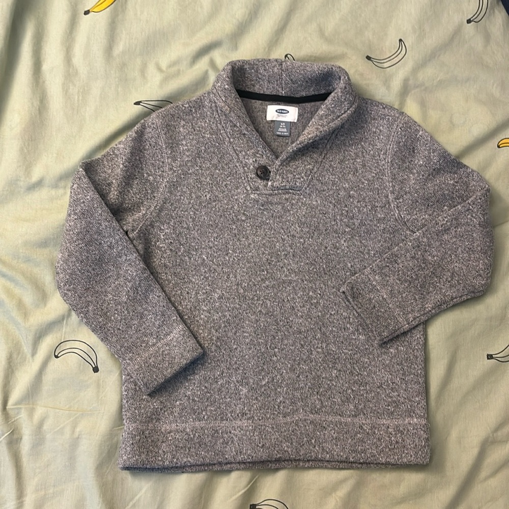 Sweater size 7